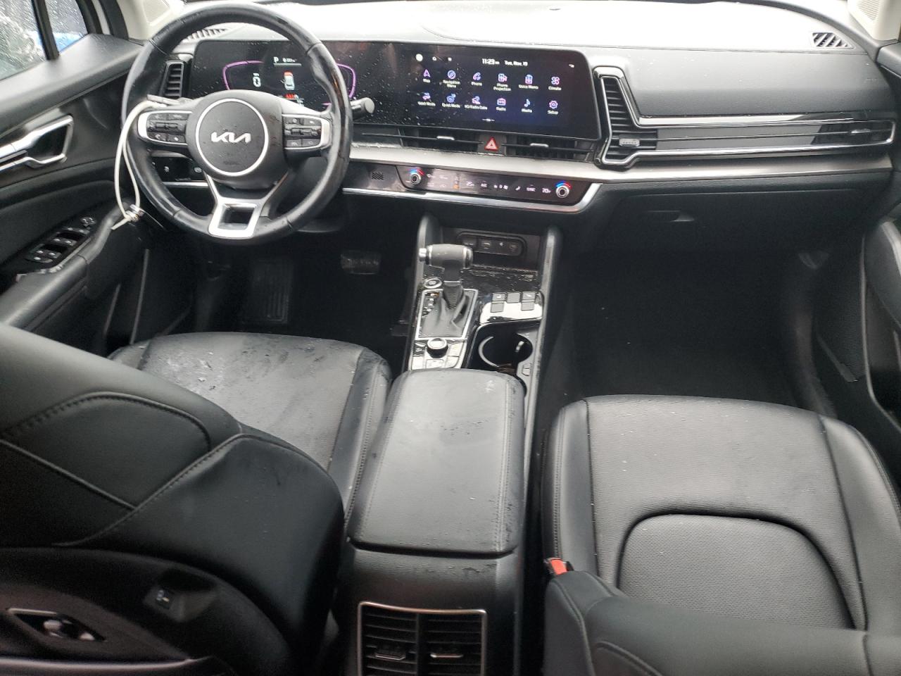 2023 Kia Sportage - Image 8