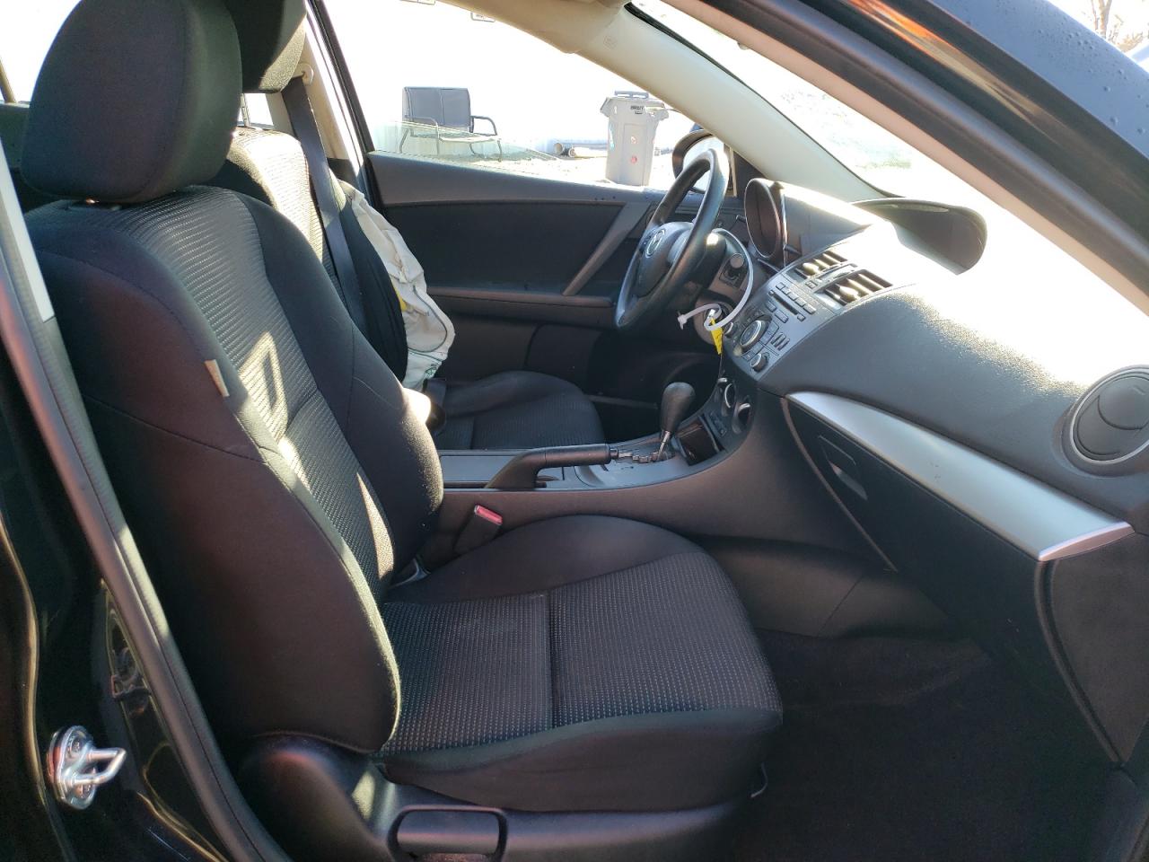 2012 Mazda 3 - Image 7