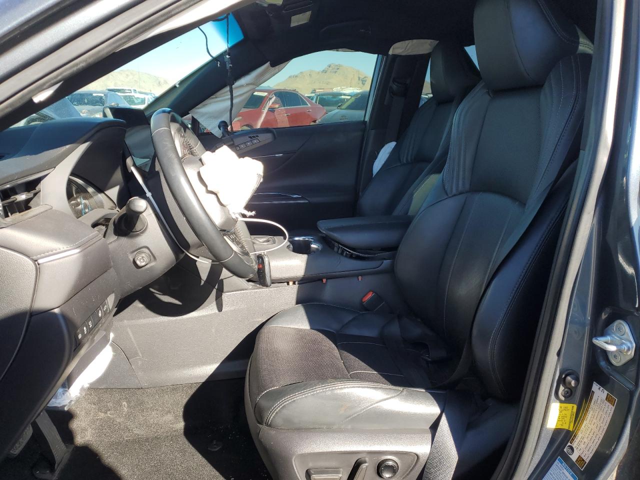 2021 Toyota Venza - Image 7