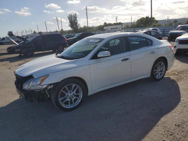 2010 Nissan Maxima S