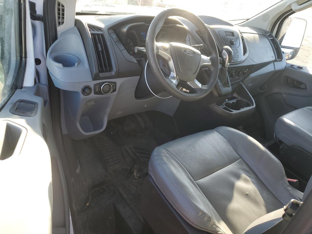 2015 Ford Transit - Image 8