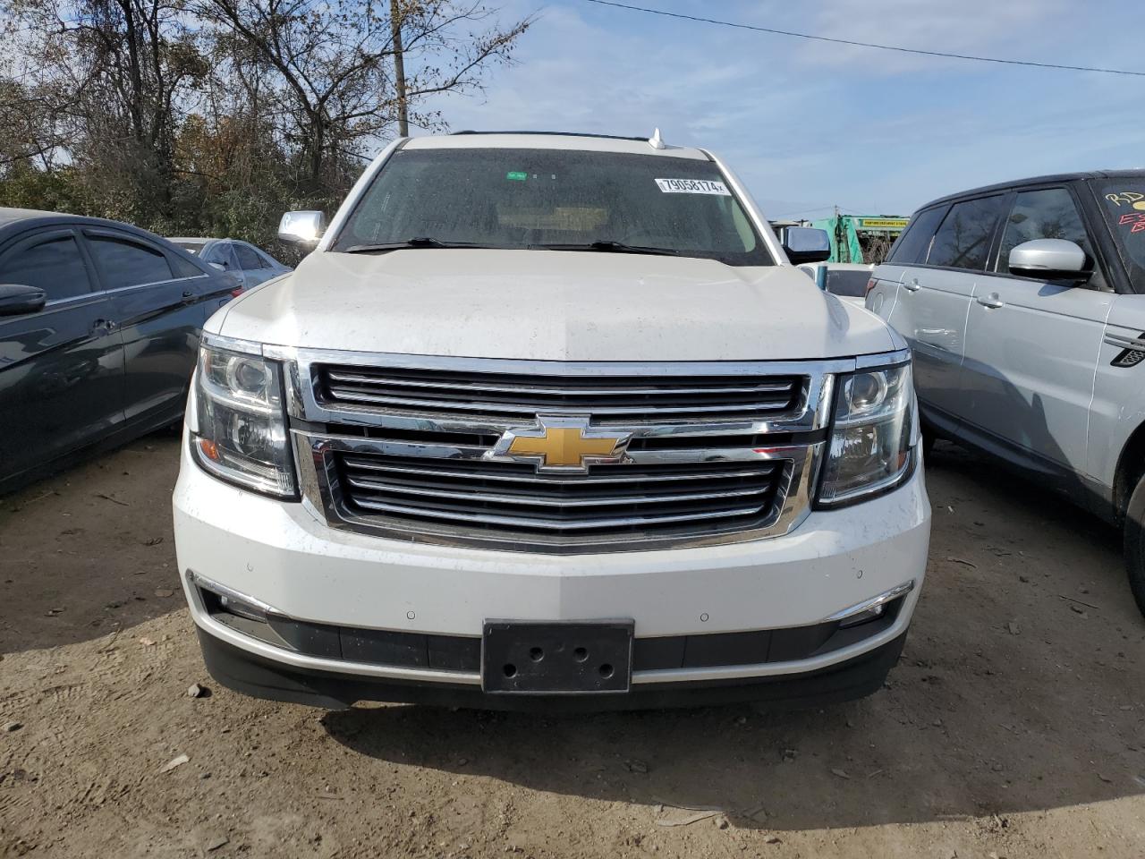 2019 Chevrolet Suburban - Image 5
