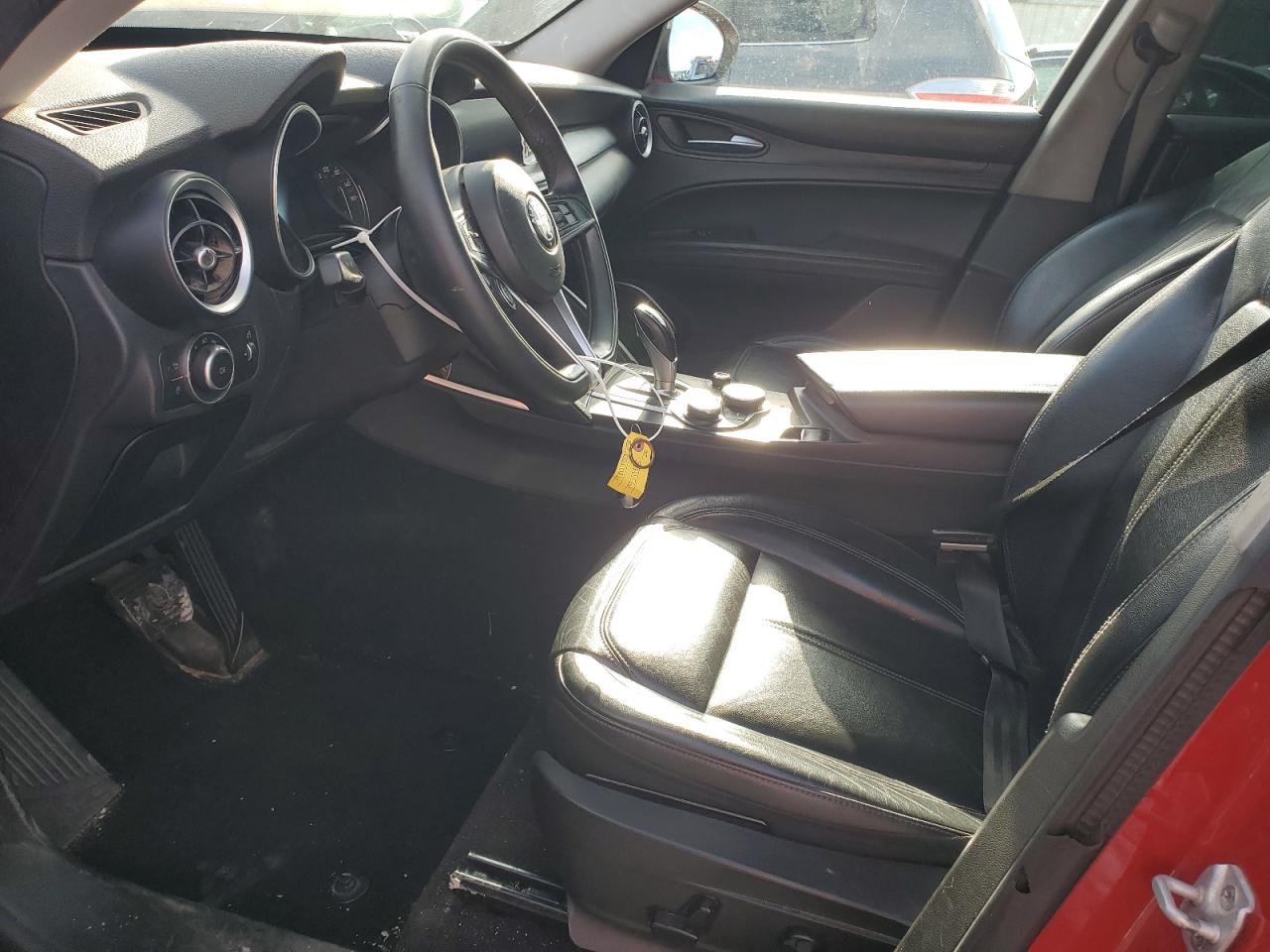 2018 Alfa Romeo Stelvio - Image 7