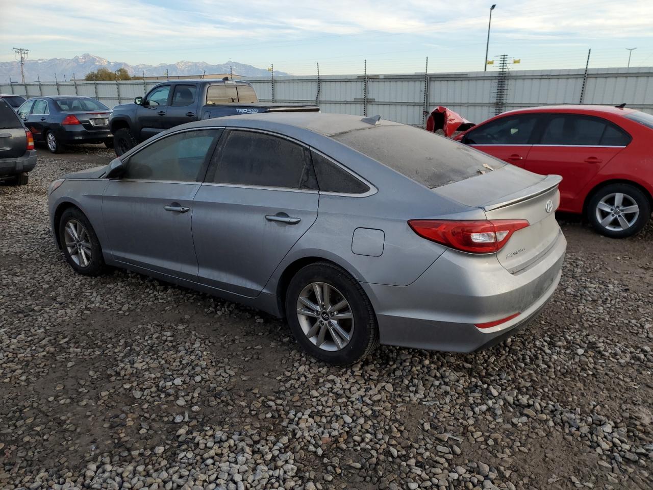 2015 Hyundai Sonata - Image 2