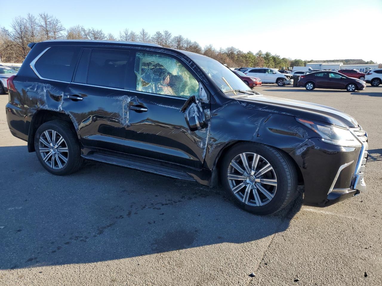 2016 Lexus LX - Image 4