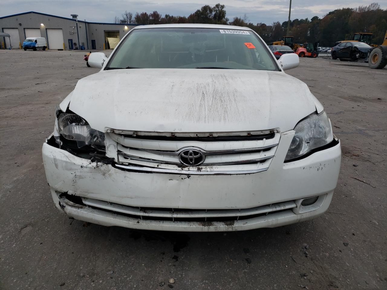 2007 Toyota Avalon - Image 5