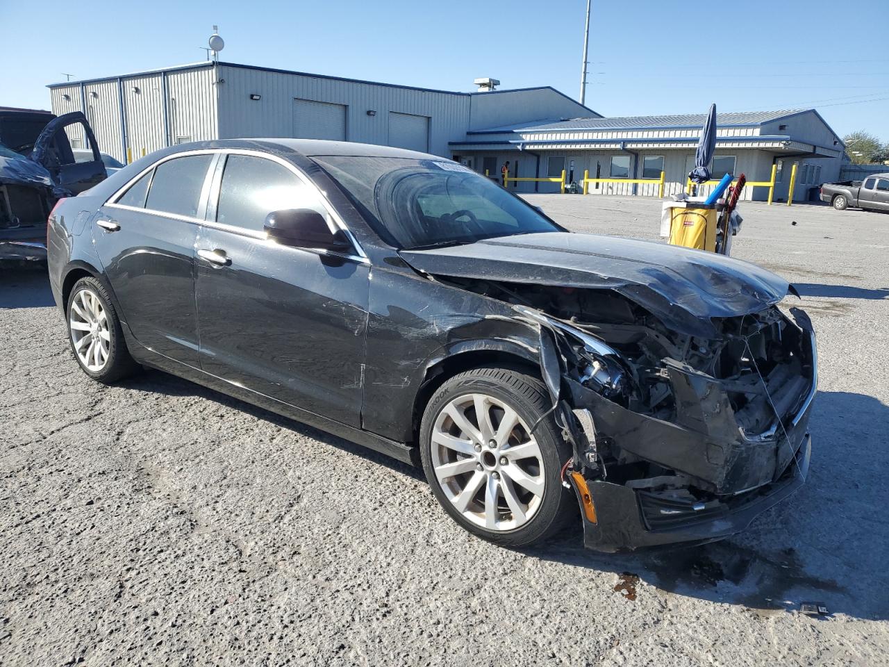 VIN 1G6AA5RX9J0157268 2018 CADILLAC ATS no.4