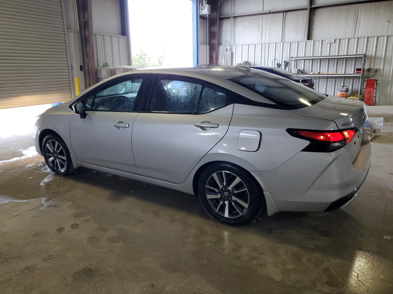 2020 Nissan Versa - Image 2