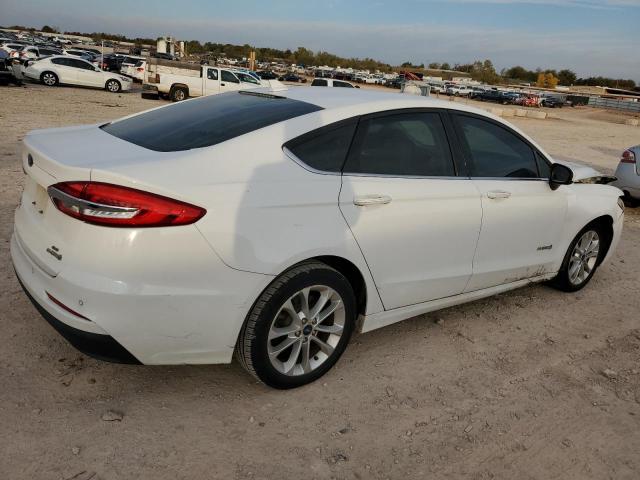  FORD FUSION 2019 Biały