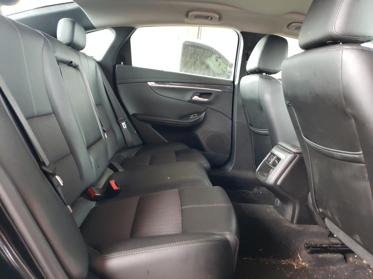 2017 Chevrolet Impala - Image 10