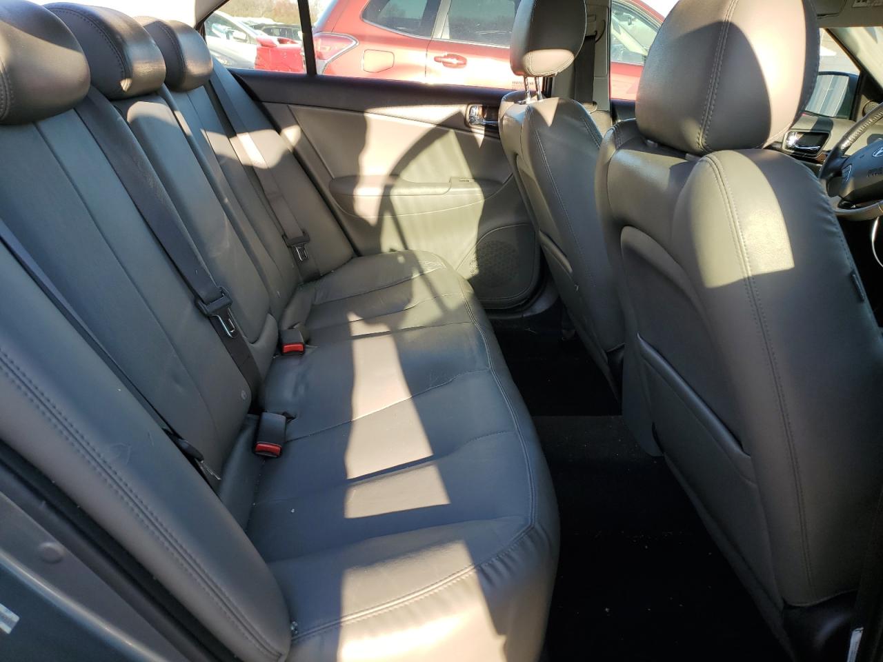 2009 Hyundai Sonata - Image 10
