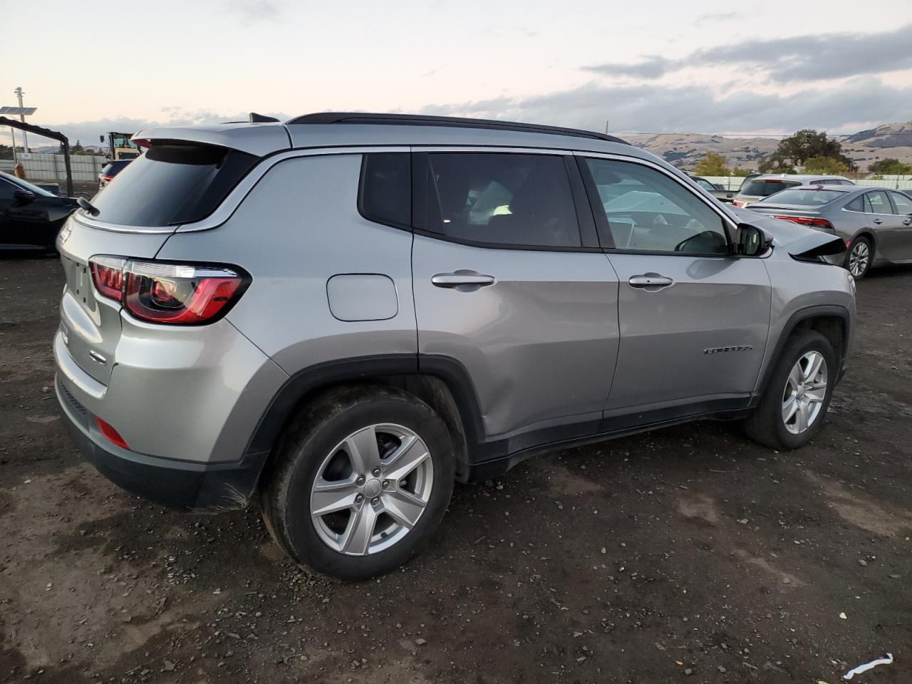 2022 Jeep Compass - Image 3
