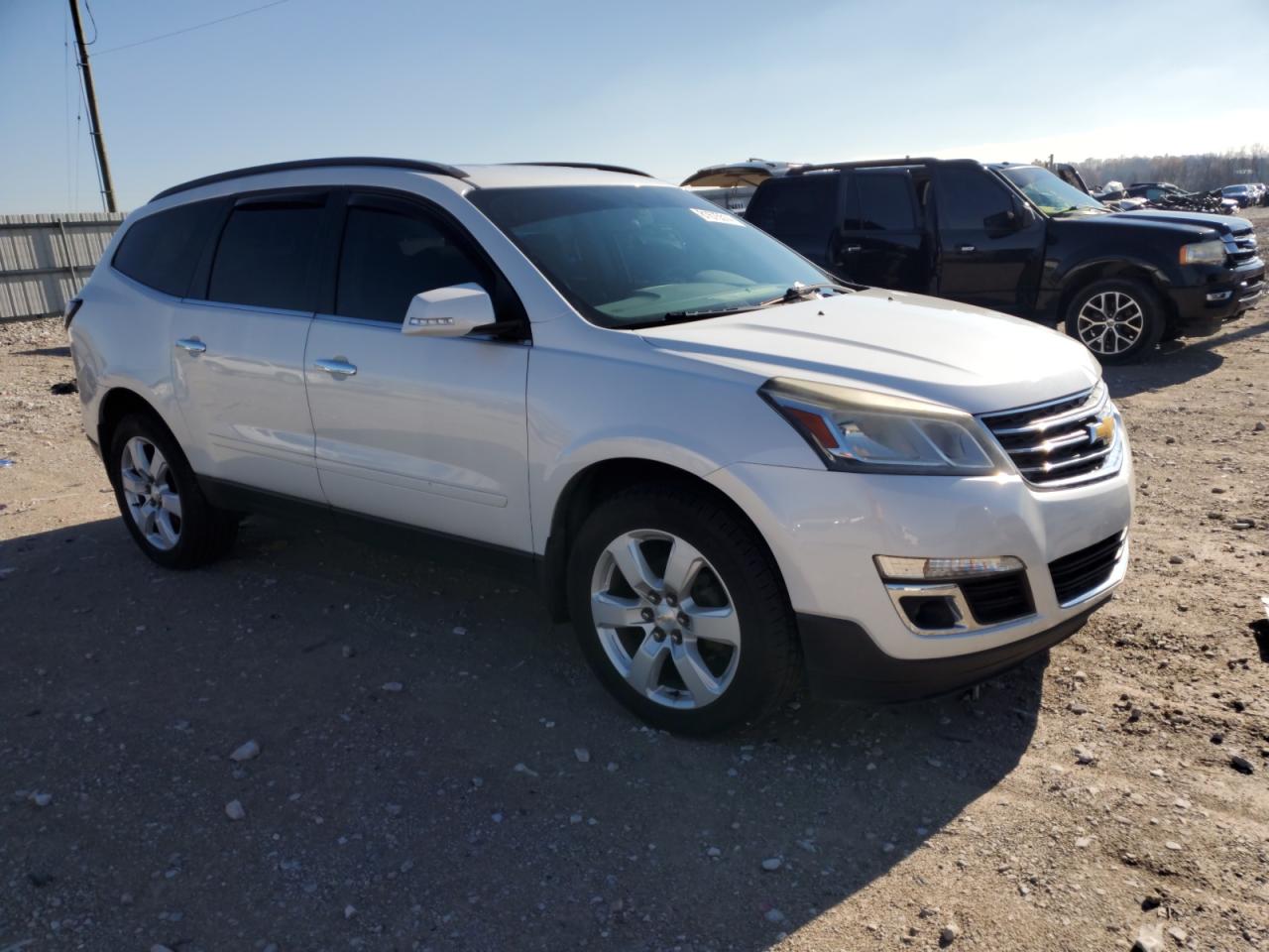 2016 Chevrolet Traverse - Image 4