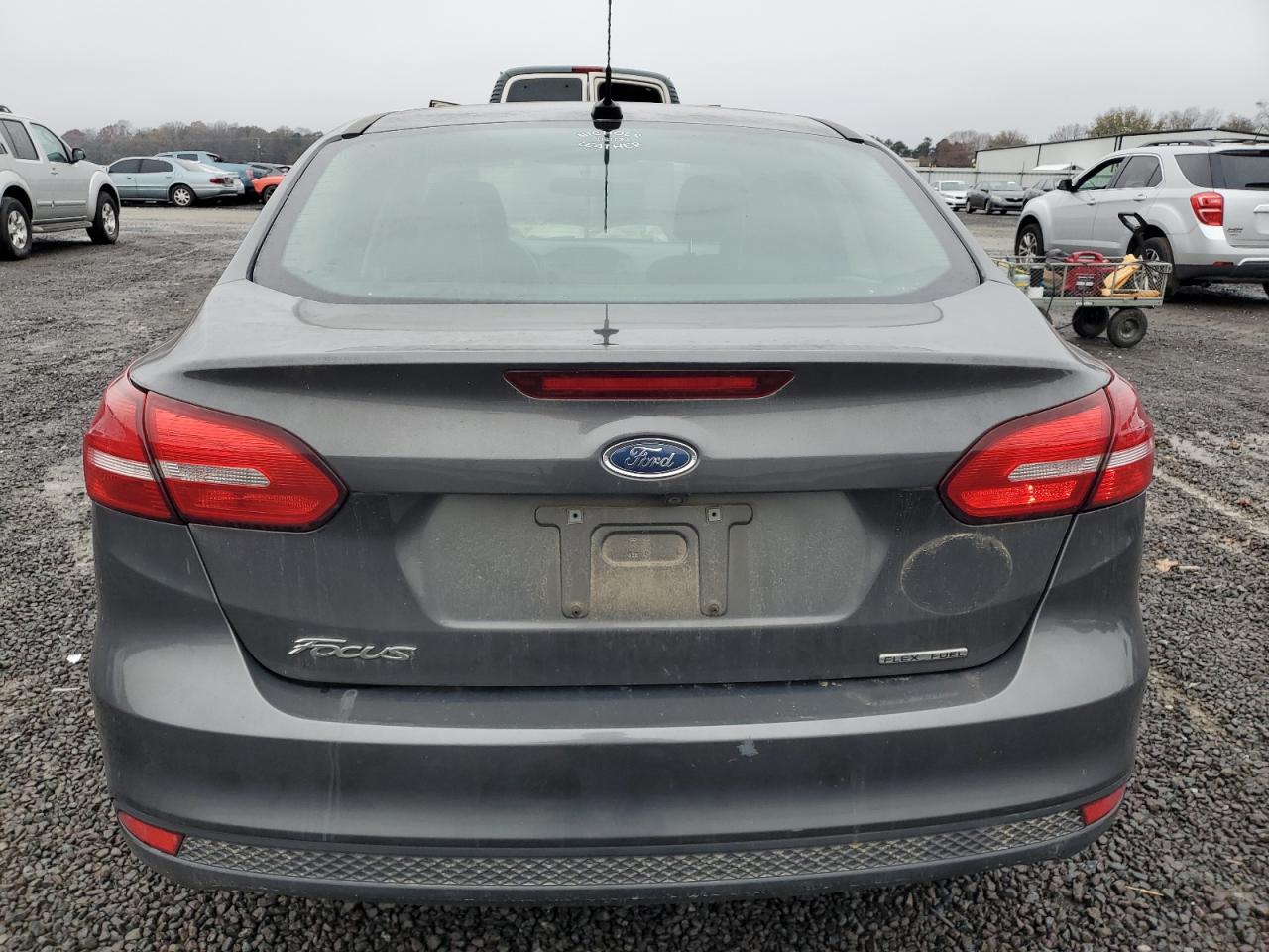 2016 Ford Focus S VIN: 1FADP3E21GL335761 Lot: 80678114