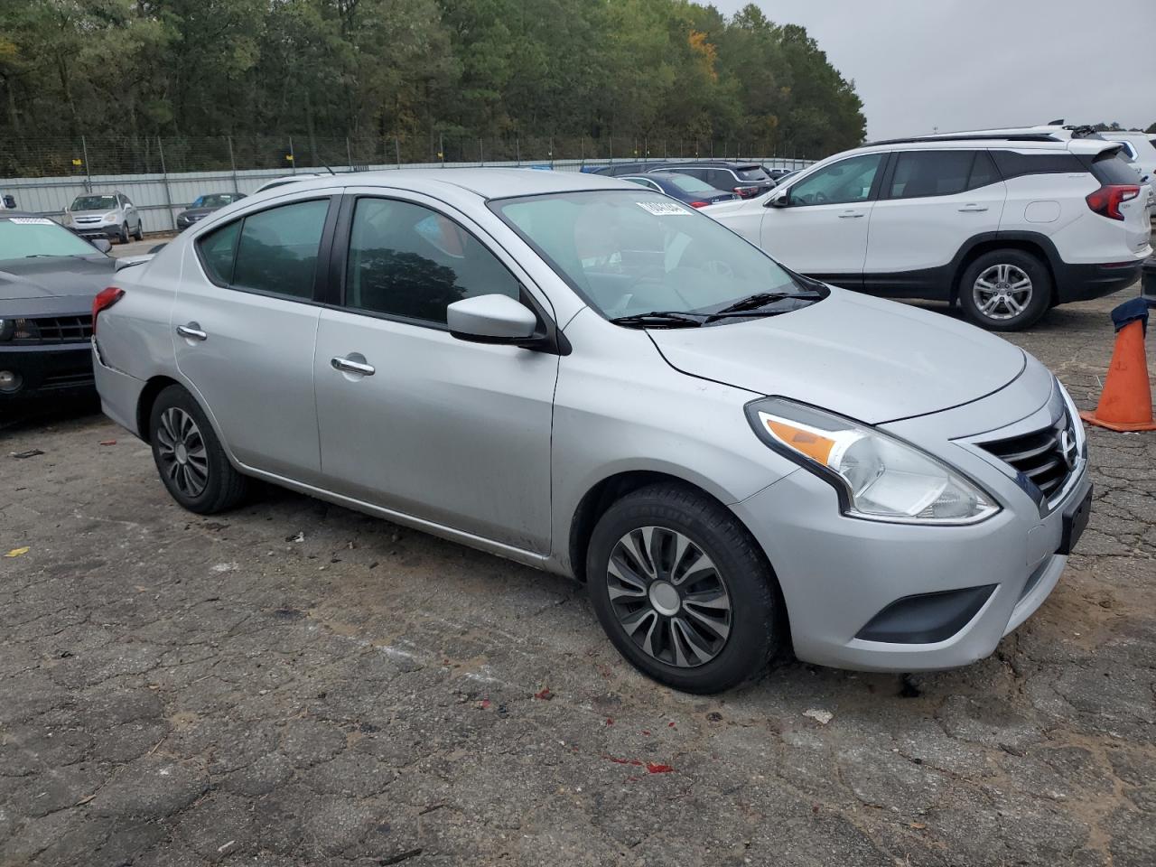 VIN 3N1CN7AP0JK408384 2018 NISSAN VERSA no.4