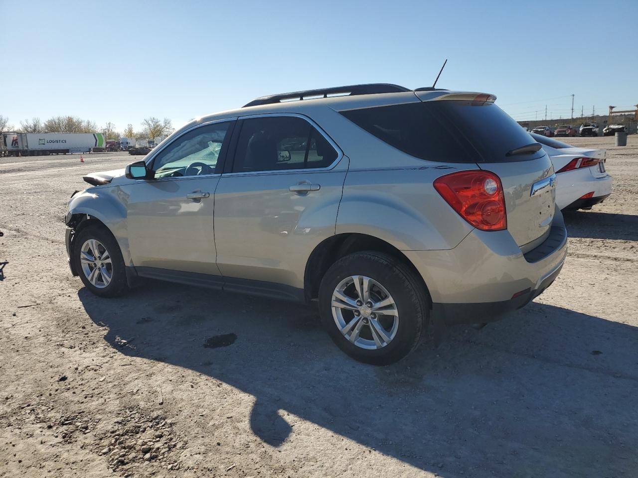 2015 Chevrolet Equinox - Image 2
