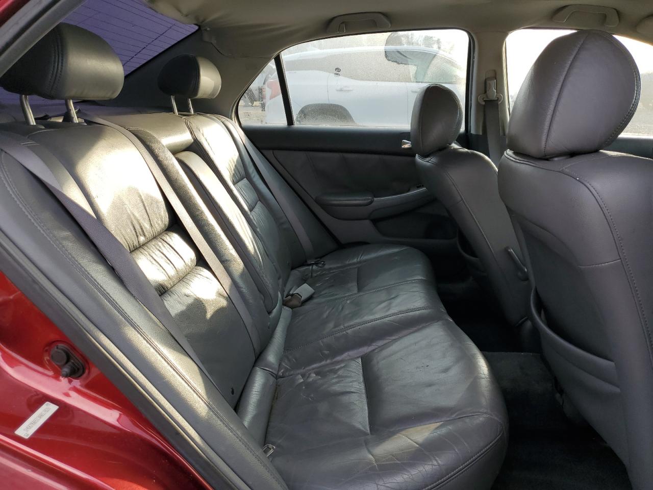 2003 Honda Accord - Image 10
