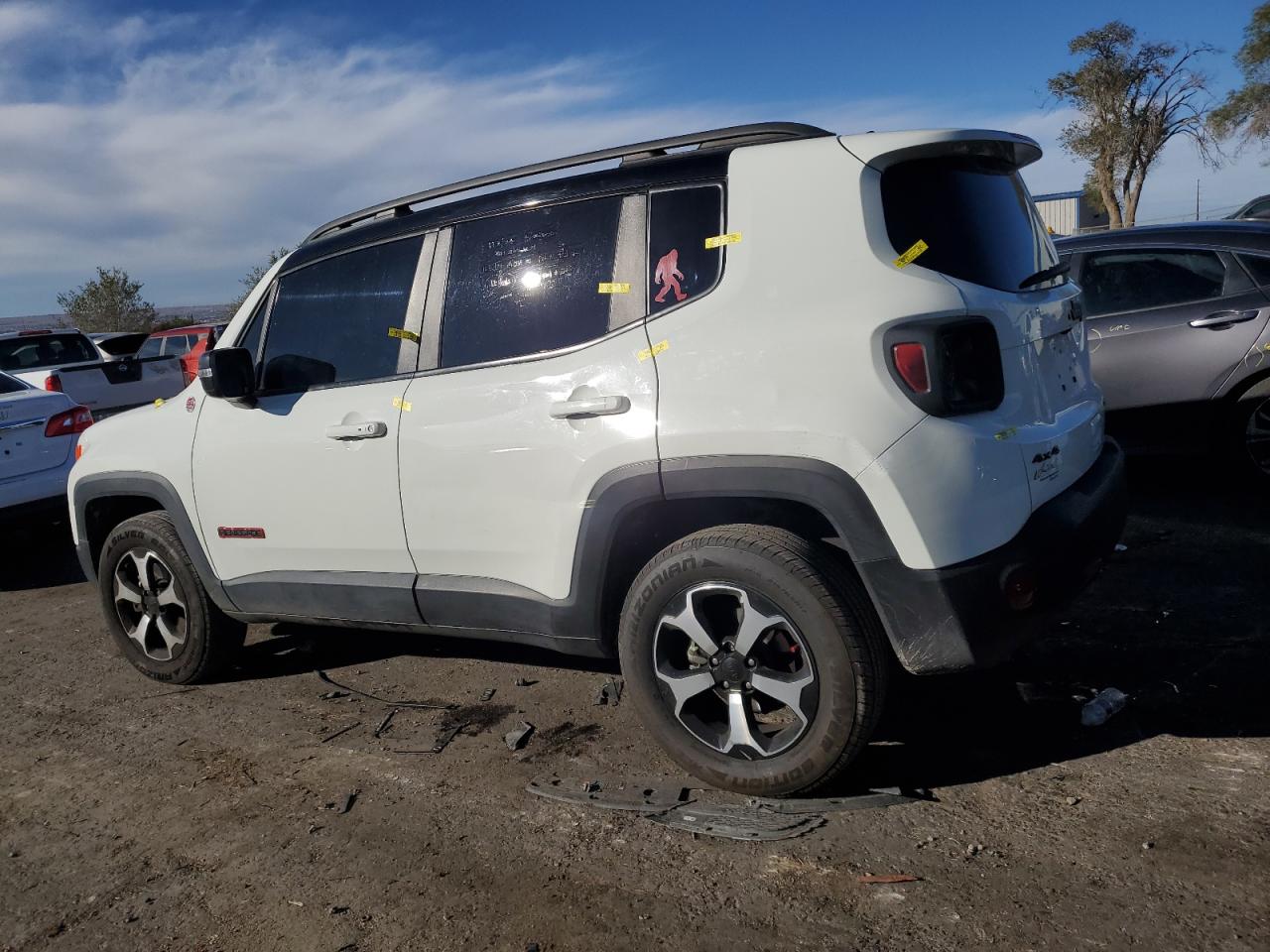 VIN ZACNJBC12LPL33413 2020 JEEP RENEGADE no.2