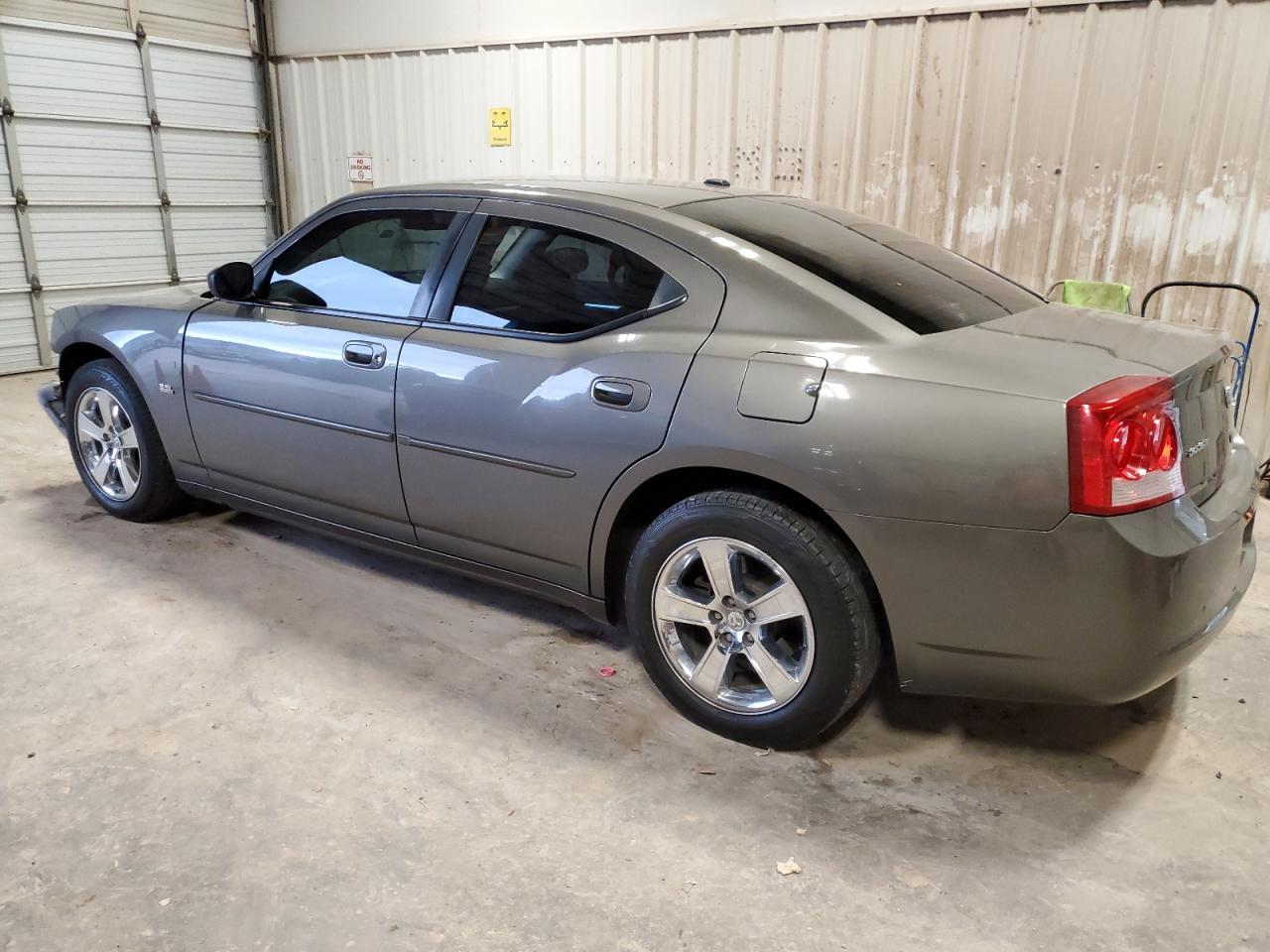 2009 Dodge Charger - Image 2
