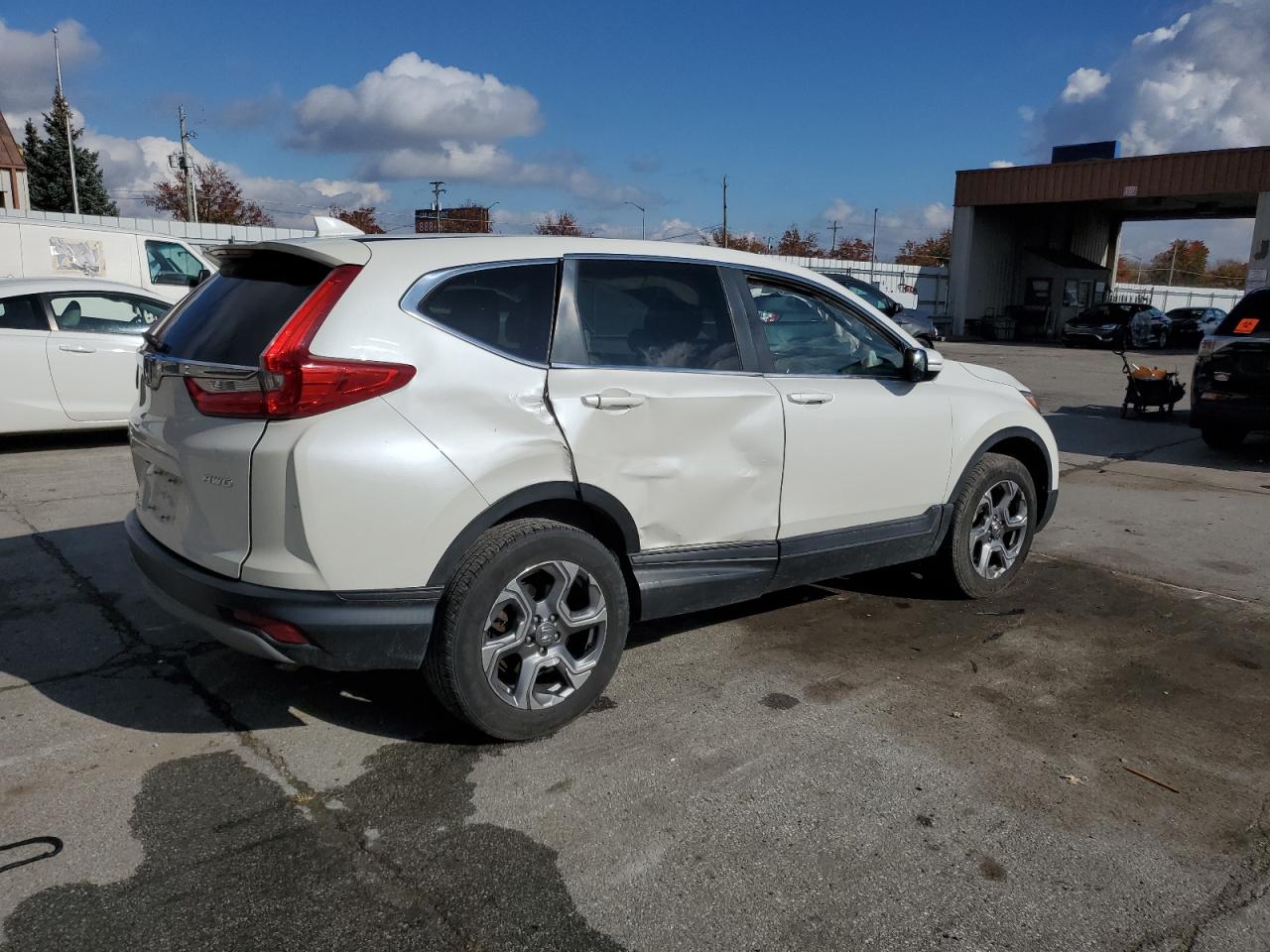 VIN 2HKRW2H86JH615295 2018 HONDA CRV no.3