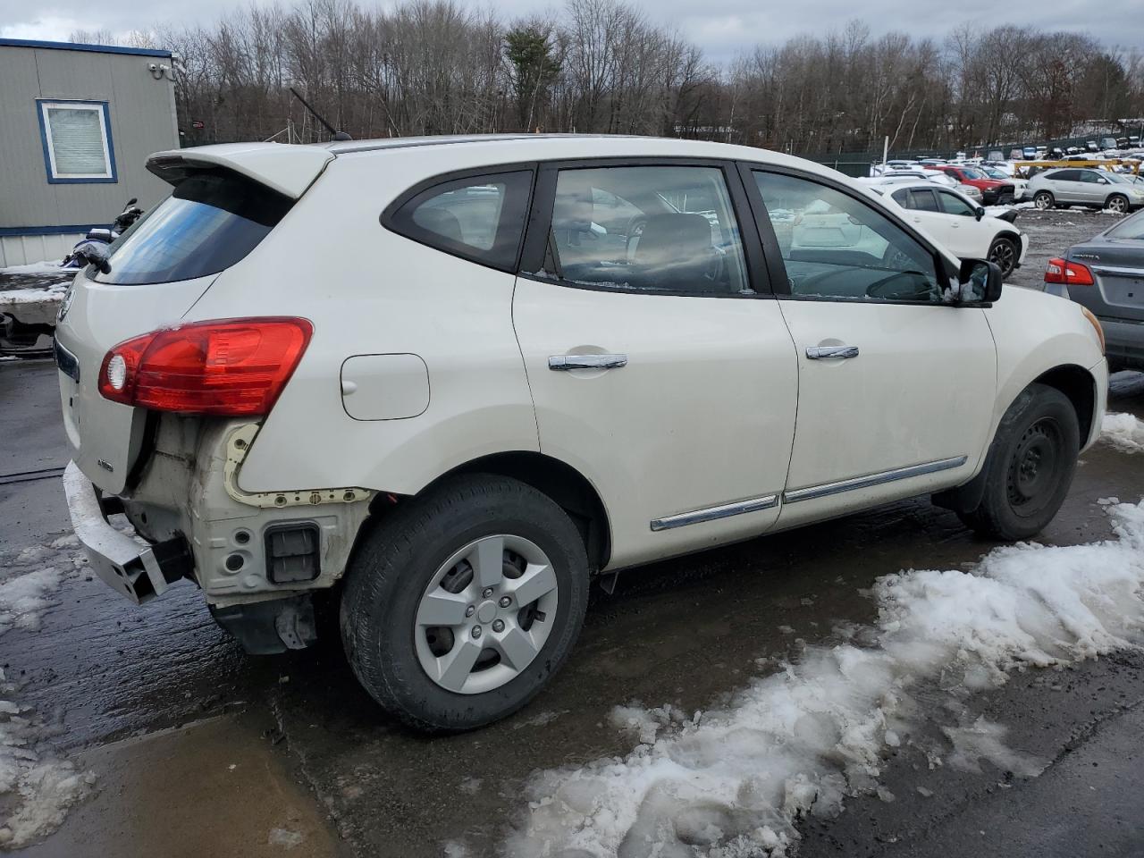 2011 Nissan Rogue - Image 3