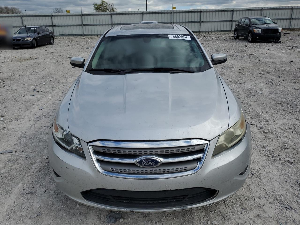 2011 Ford Taurus - Image 5