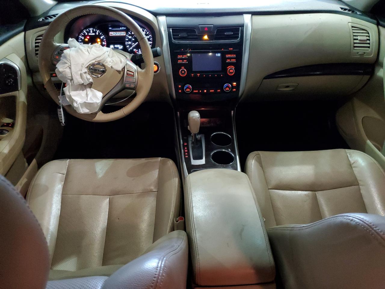 2015 Nissan Altima - Image 8