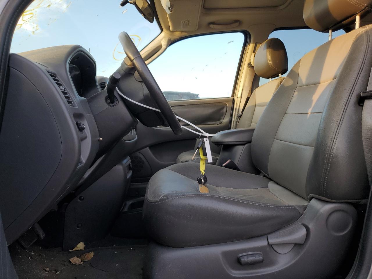 2004 Ford Escape Xlt VIN: 1FMCU93174KA88254 Lot: 81464754