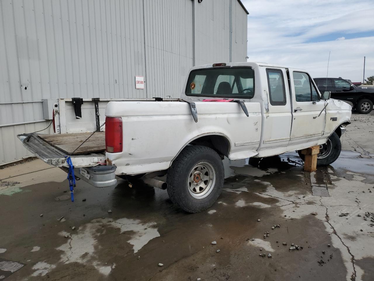 1996 Ford F-150 - Image 3