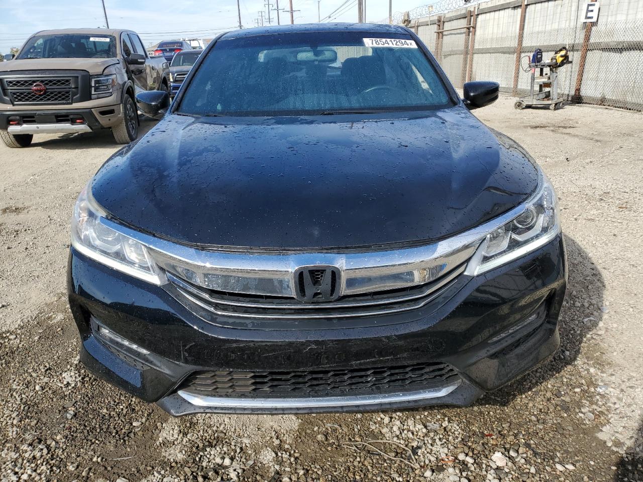 VIN 1HGCR2F51GA052597 2016 HONDA ACCORD no.5