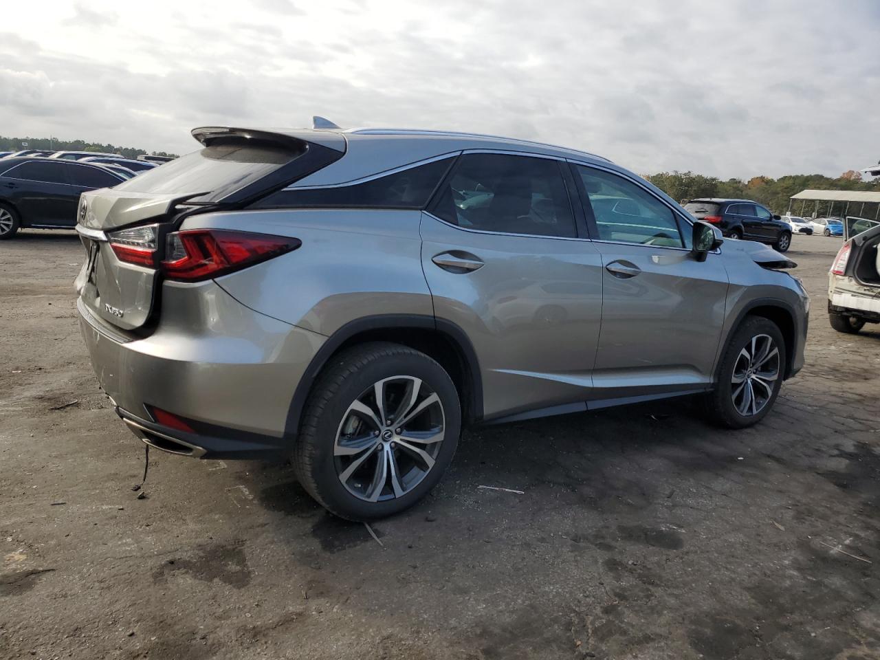 2022 Lexus RX - Image 3