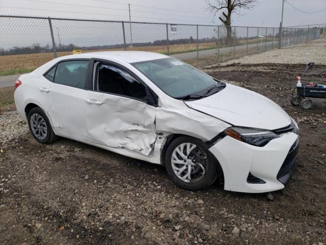  TOYOTA COROLLA 2017 White