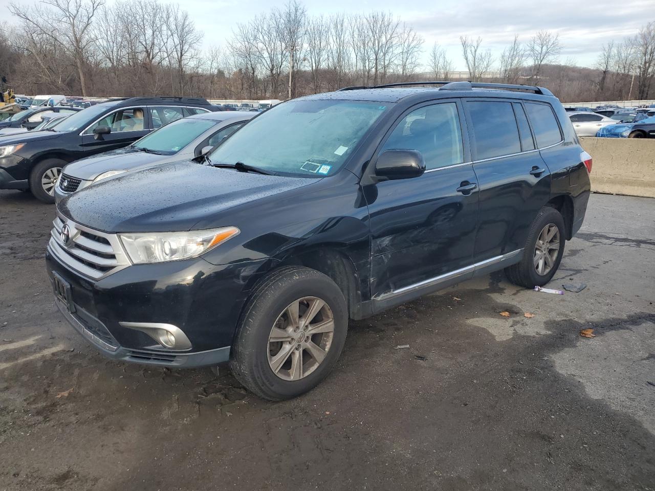 VIN 5TDBK3EH7DS225392 2013 TOYOTA HIGHLANDER no.1