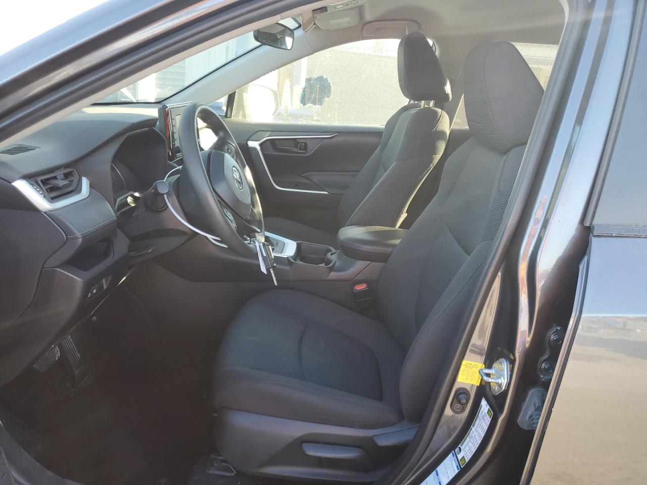 2021 Toyota RAV 4 - Image 7