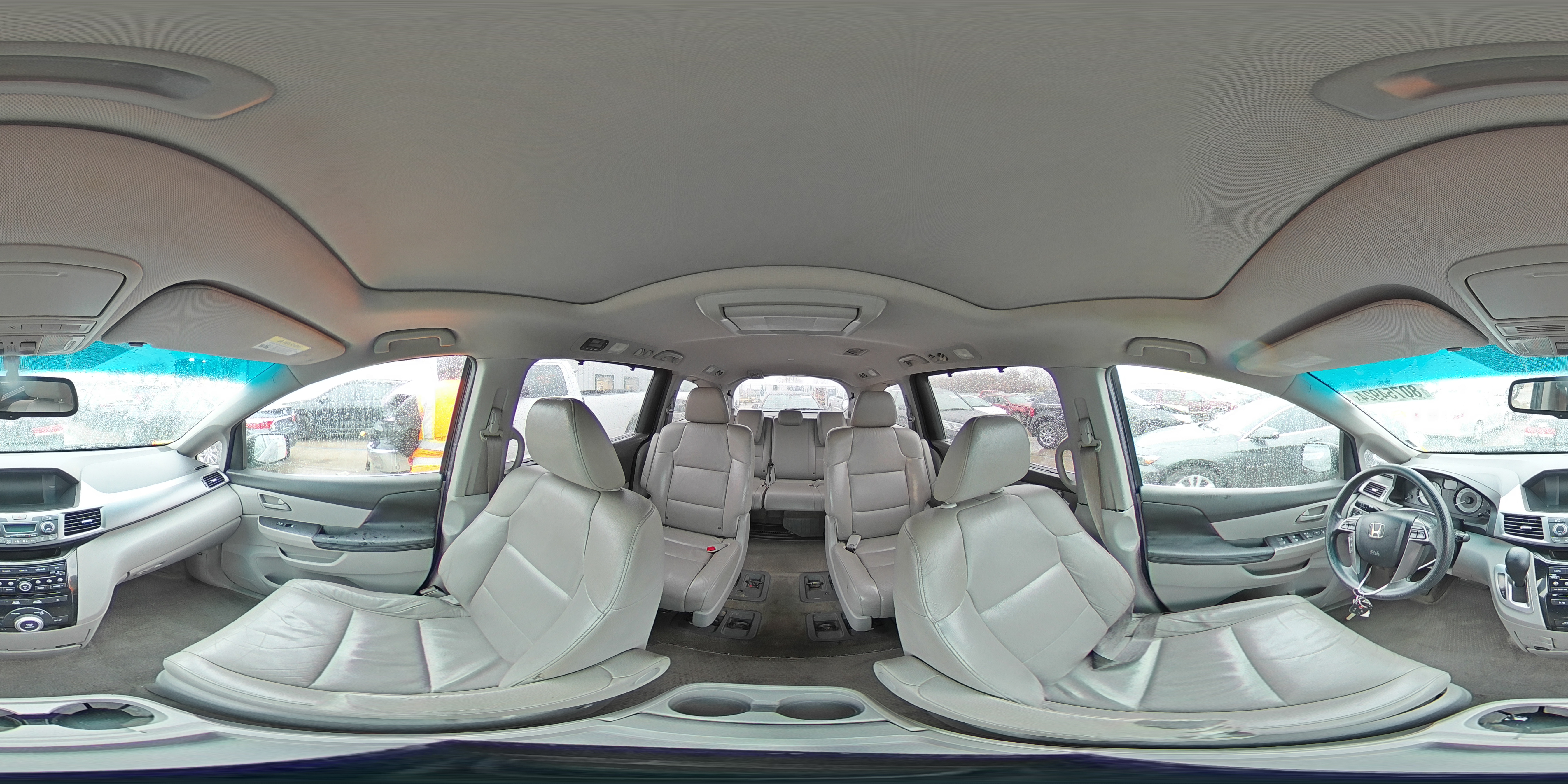 2013 Honda Odyssey - Image 15