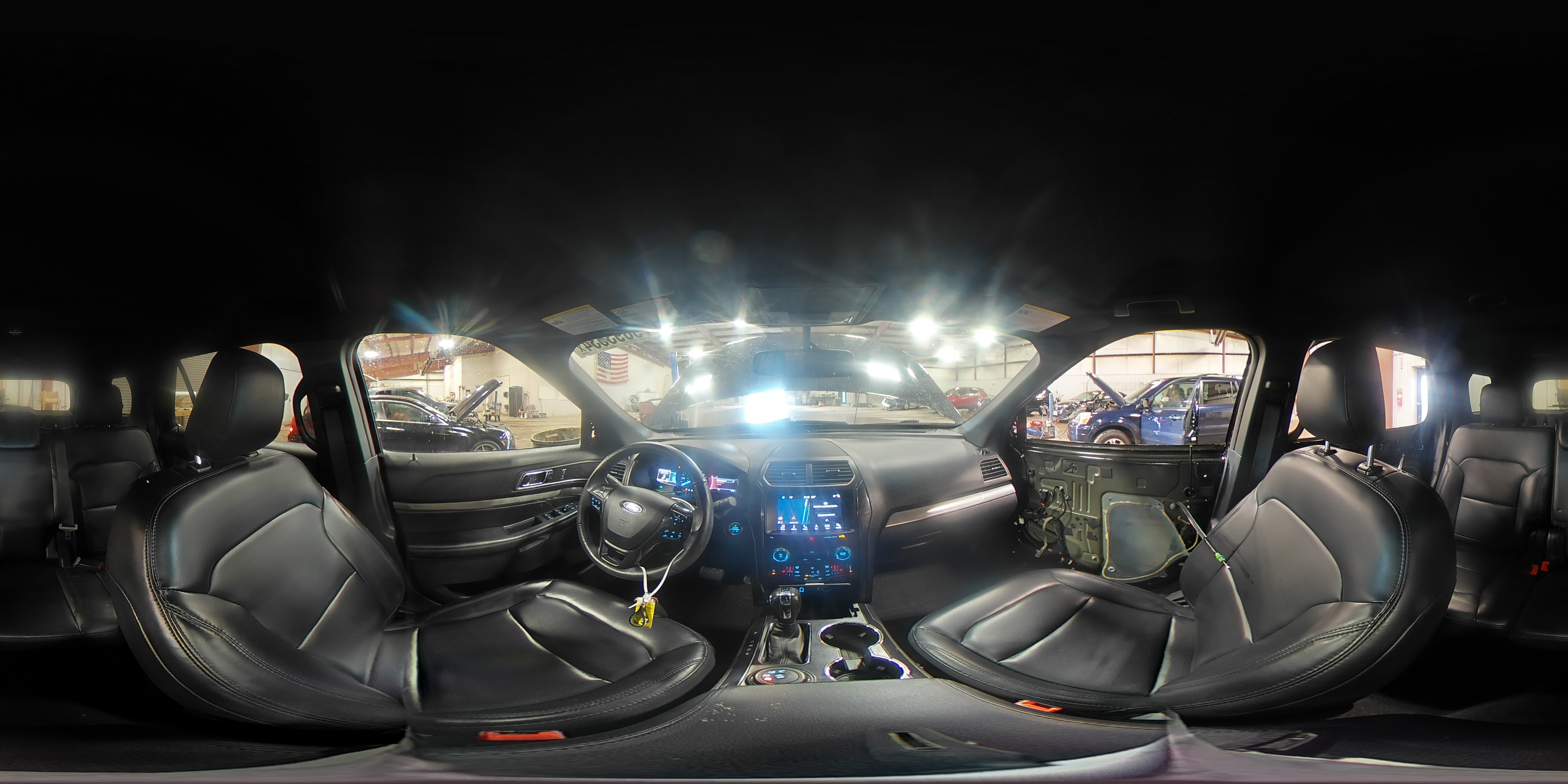 2019 Ford Explorer - Image 16
