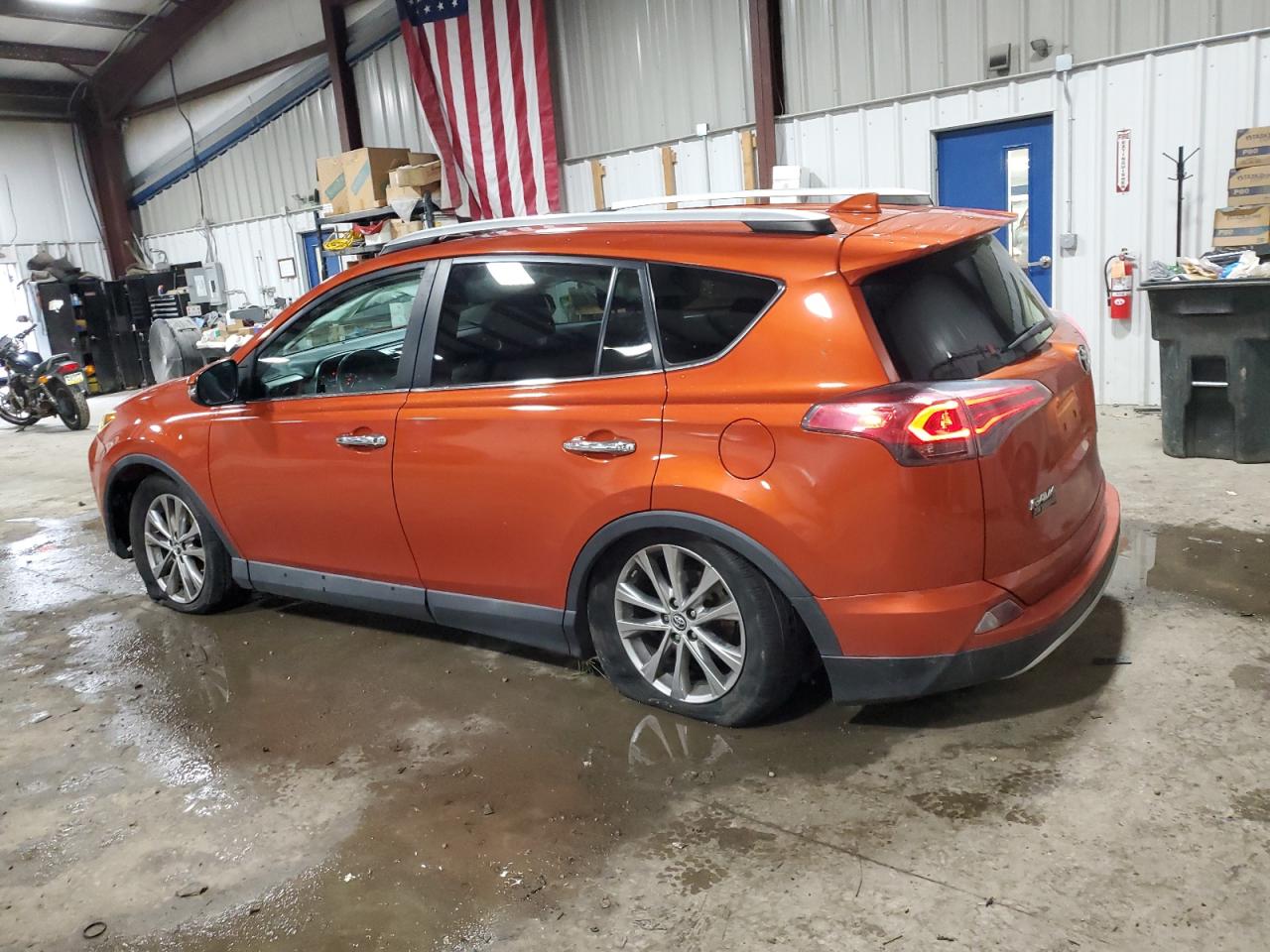 2016 Toyota RAV 4 - Image 2