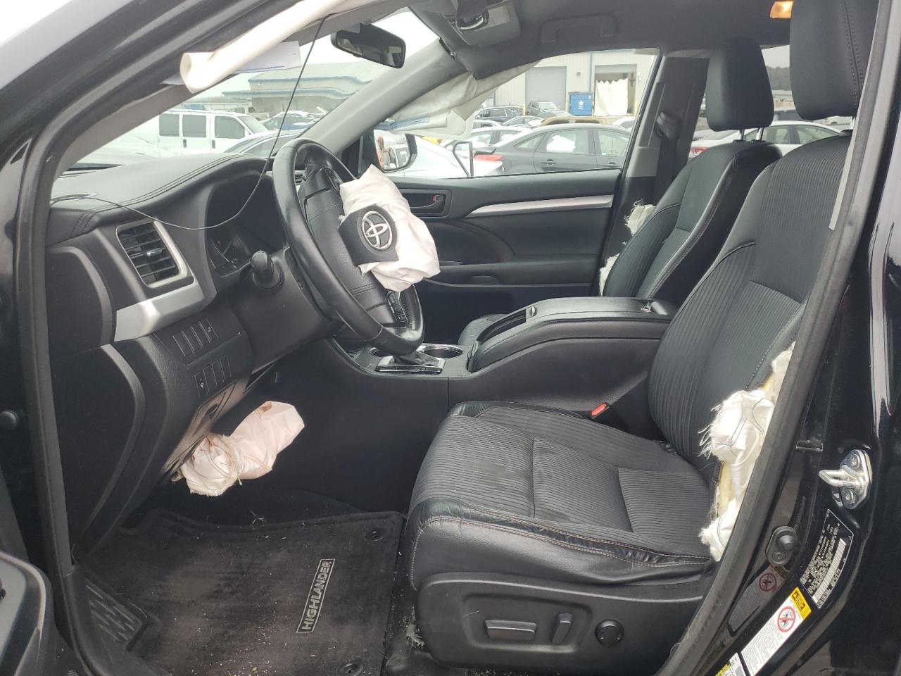 2015 Toyota Highlander - Image 7