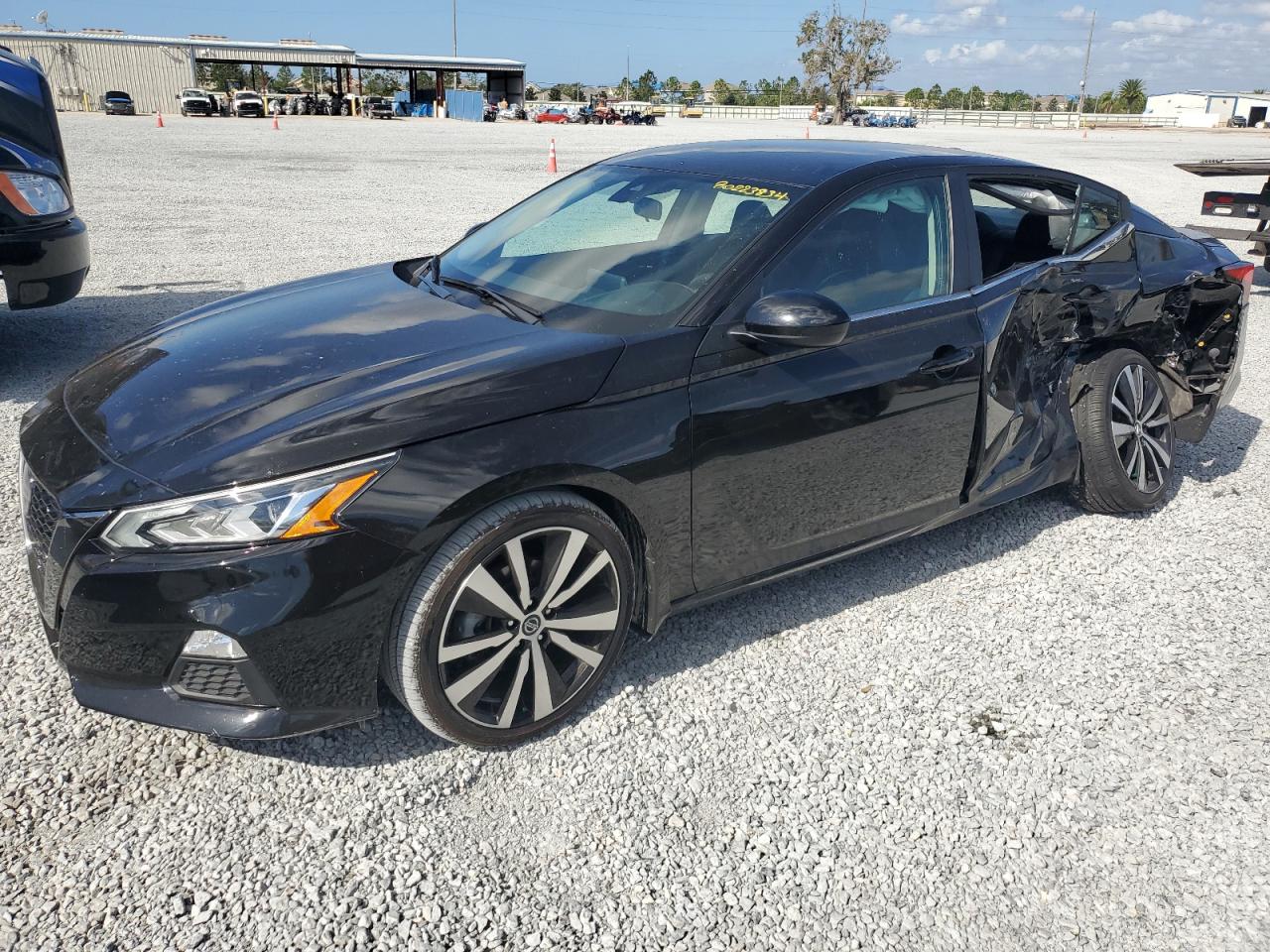 2021 Nissan Altima - Image 1
