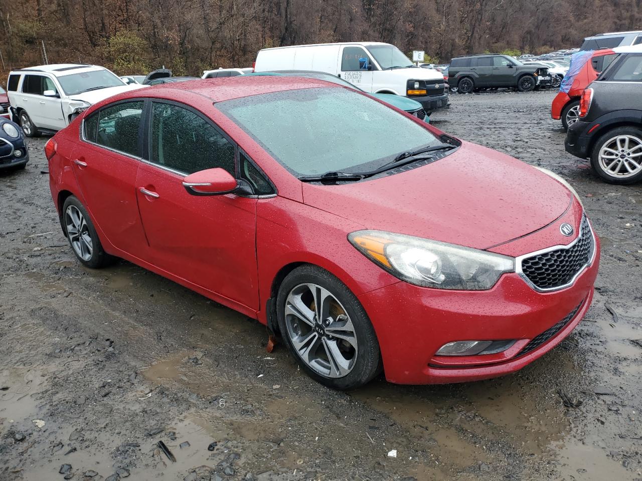 VIN KNAFX4A88G5553037 2016 KIA FORTE no.4