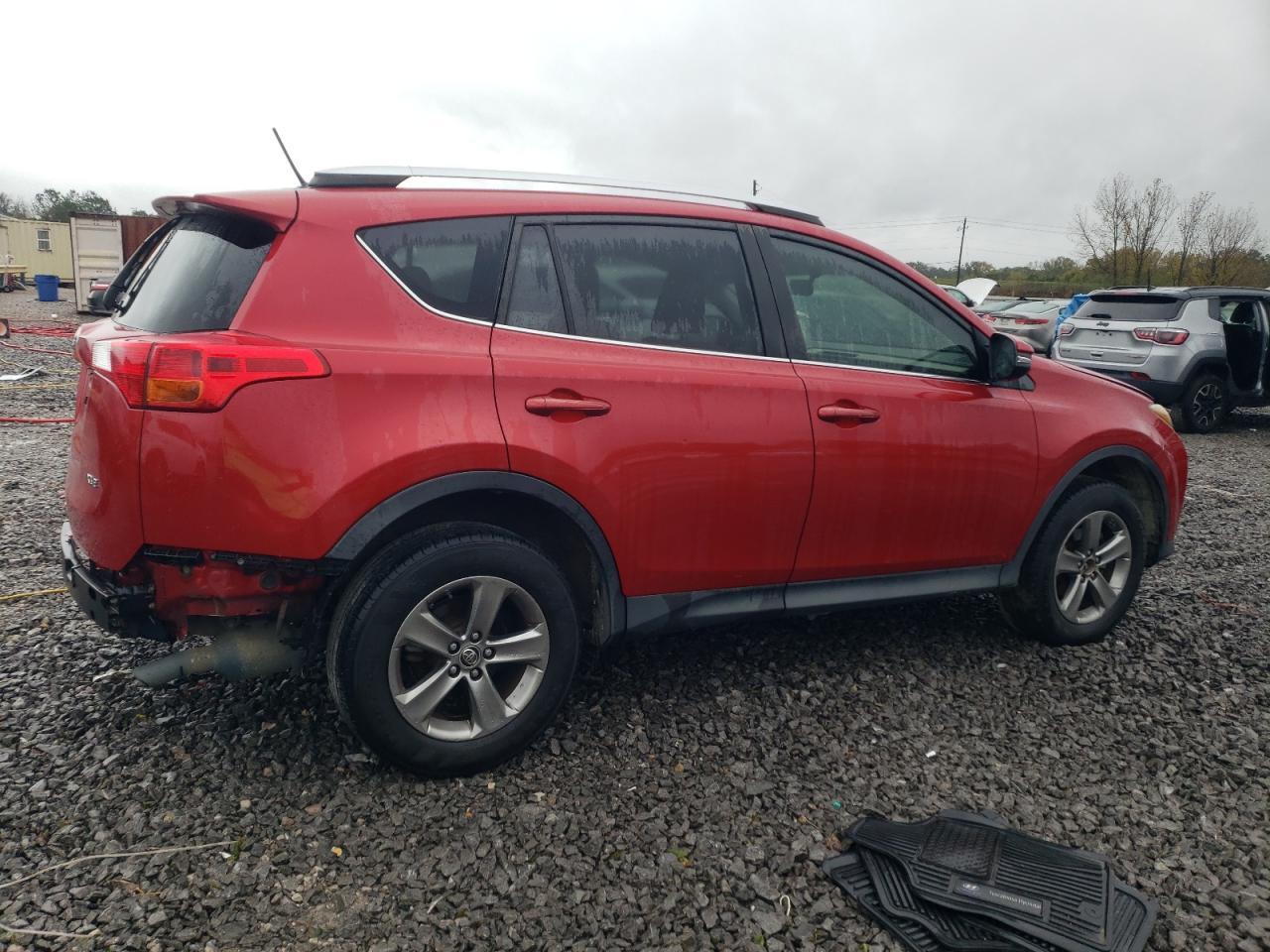 2015 Toyota RAV 4 - Image 3