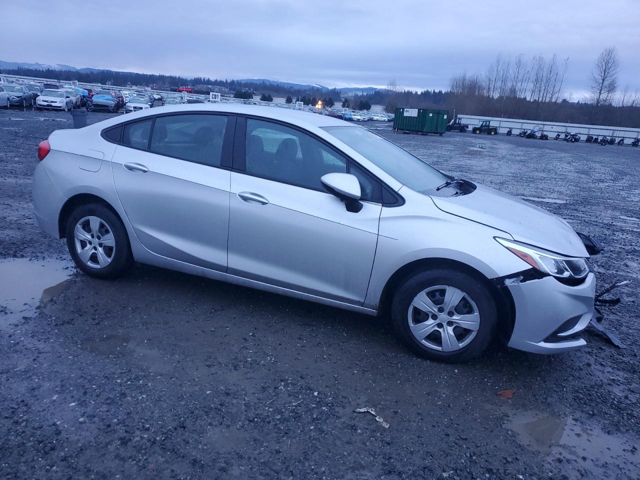 2018 Chevrolet Cruze - Image 4