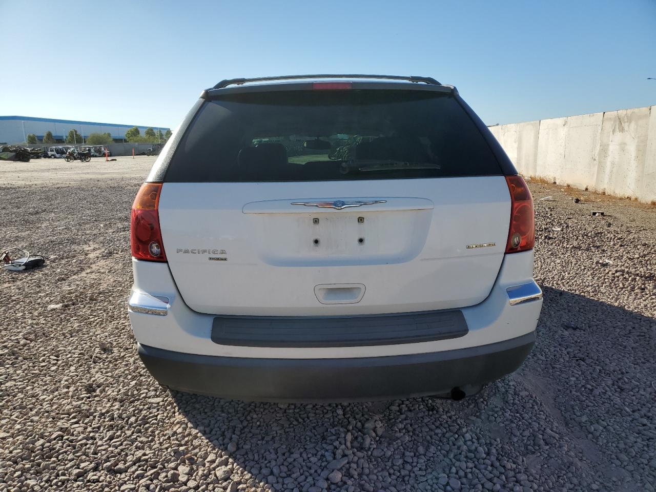 2005 Chrysler Pacifica - Image 6