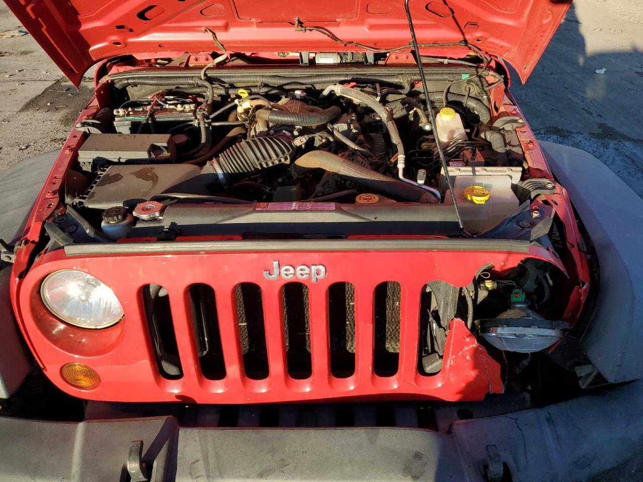 2010 Jeep Wrangler - Image 12
