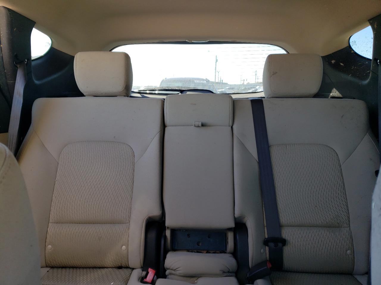 2013 Hyundai Santa Fe - Image 10