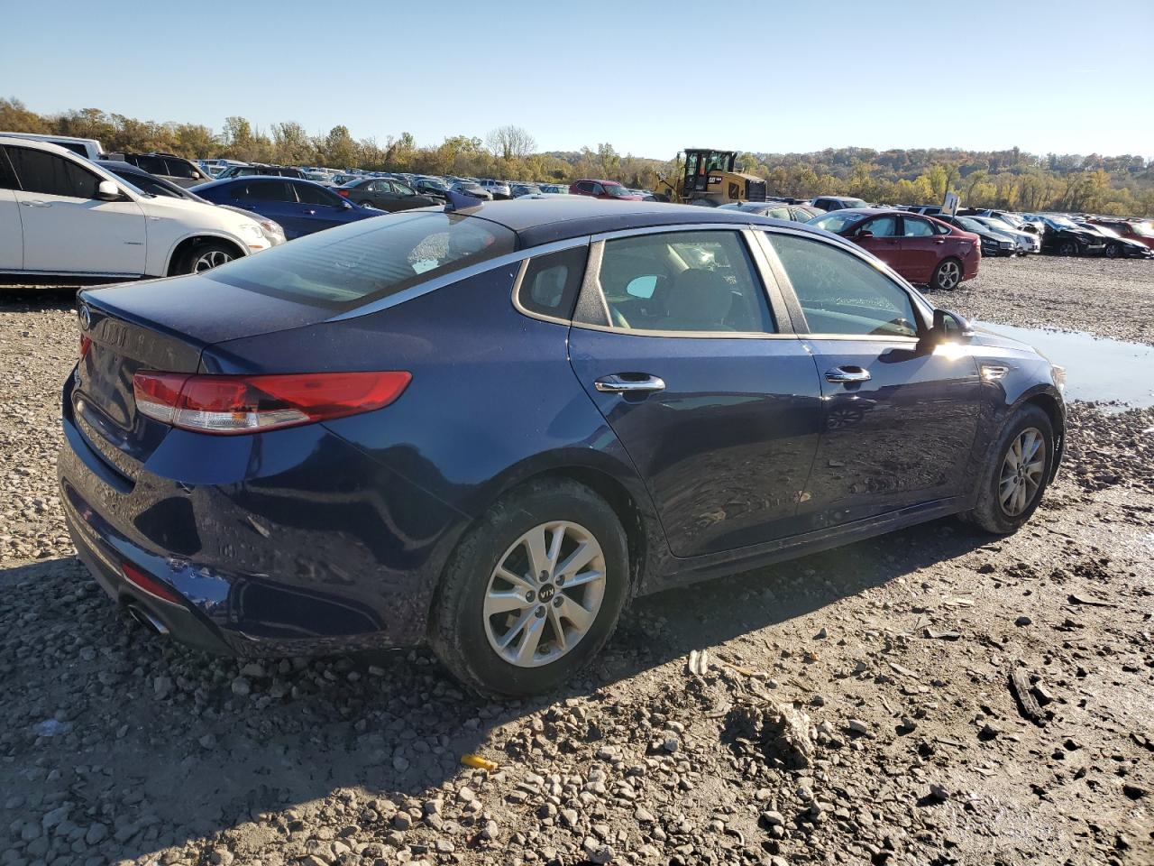 2018 Kia Optima Lx VIN: 5XXGT4L32JG230335 Lot: 78988364