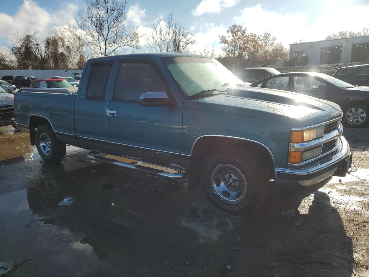 1998 Chevrolet GMT-400 - Image 4