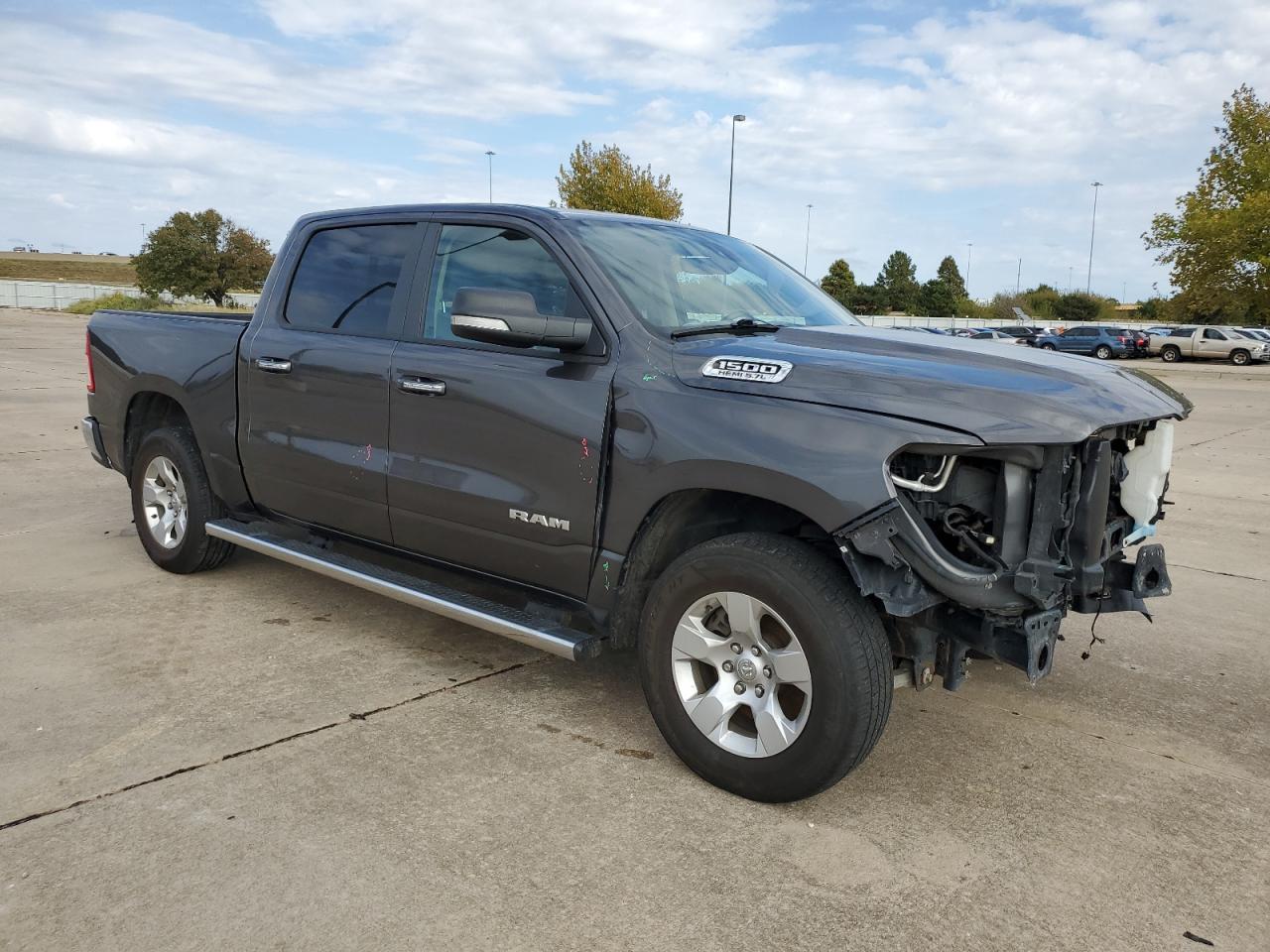 2020 RAM 1500 - Image 4