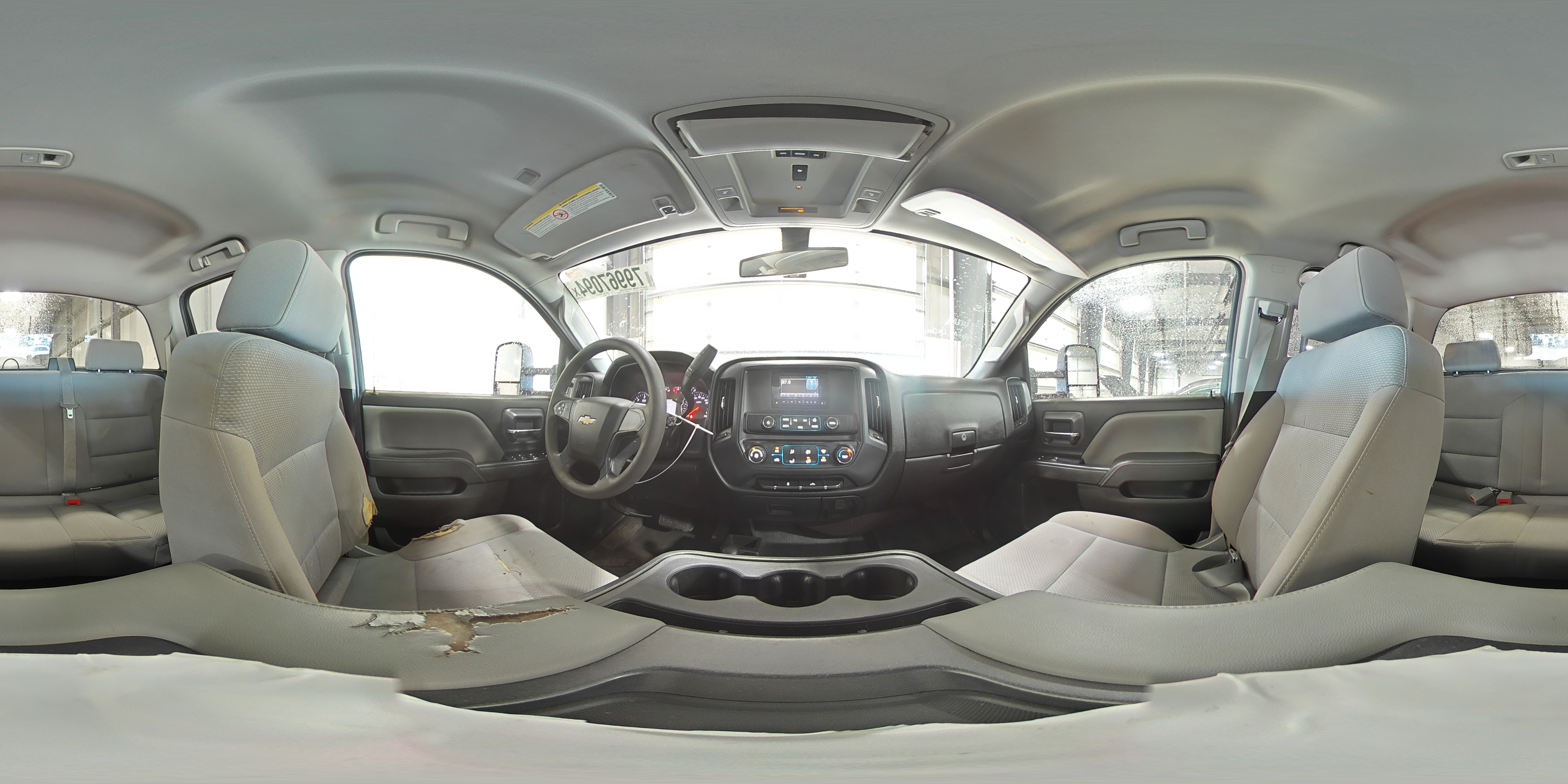 2015 Chevrolet Silverado - Image 14