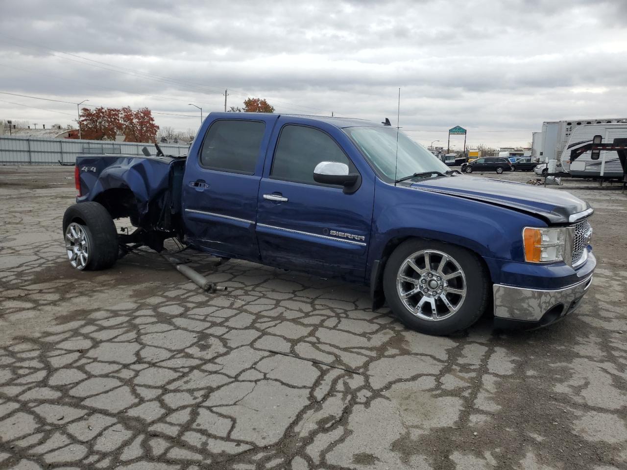 2012 GMC Sierra - Image 4